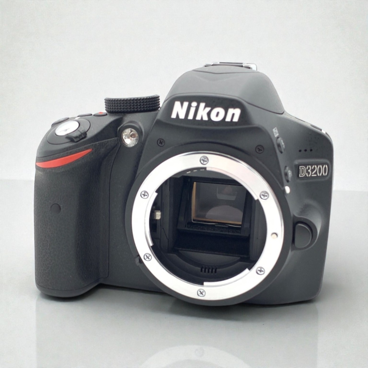 ニコン D3500 ボディの中古 (美品)・¥39,820 | みんなのカメラ