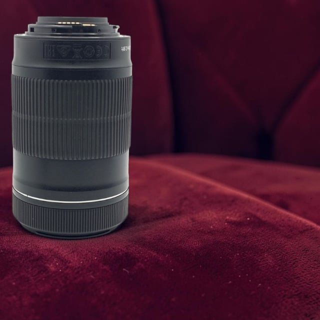 EF-S55-250mm F4-5.6 IS STM