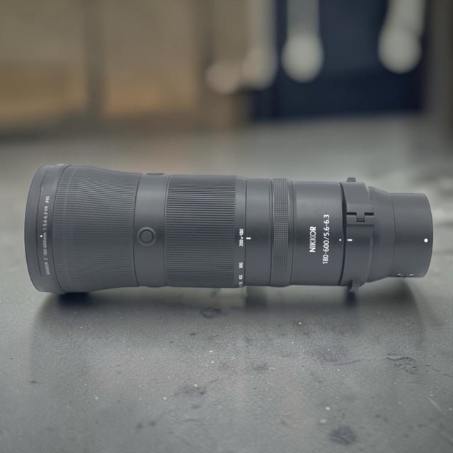 NIKKOR Z 180-600mm f/5.6-6.3 VR