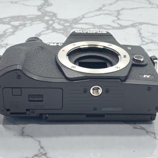 OM-D E-M10 Mark IV ボディ "ブラック"