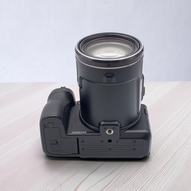 COOLPIX P950