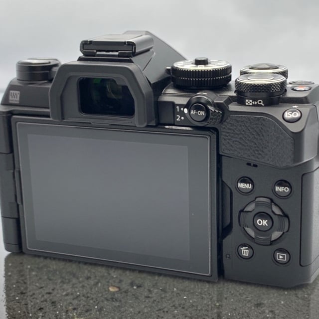 OM-5 Mark II ボディ "ブラック"