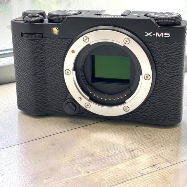 X-M5 ボディ "ブラック"