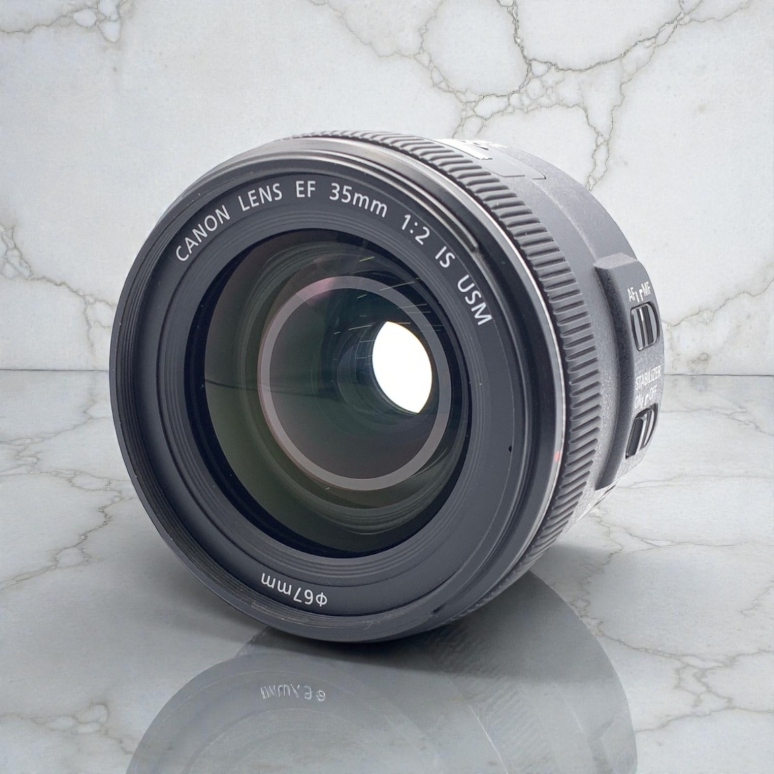 EF 35mm F2 IS USMの中古レンズを買うならみんなのカメラ VpFt2wHtLHUc