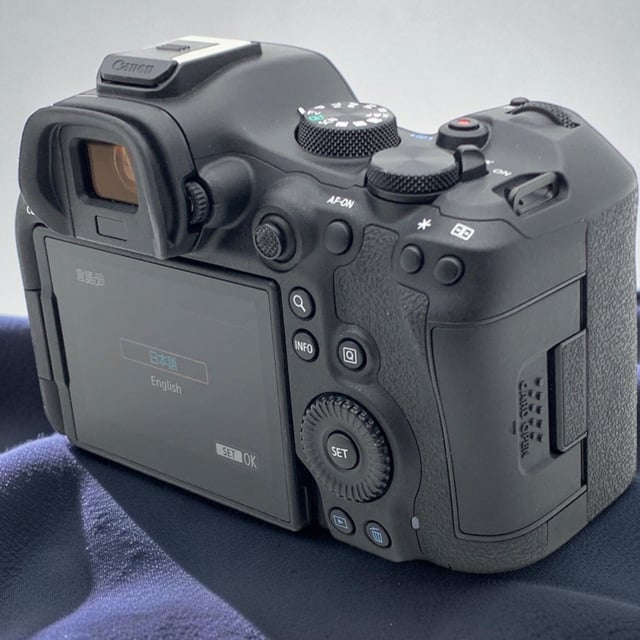 EOS R6 Mark III ボディ