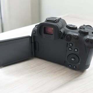 EOS R6 Mark II ボディ
