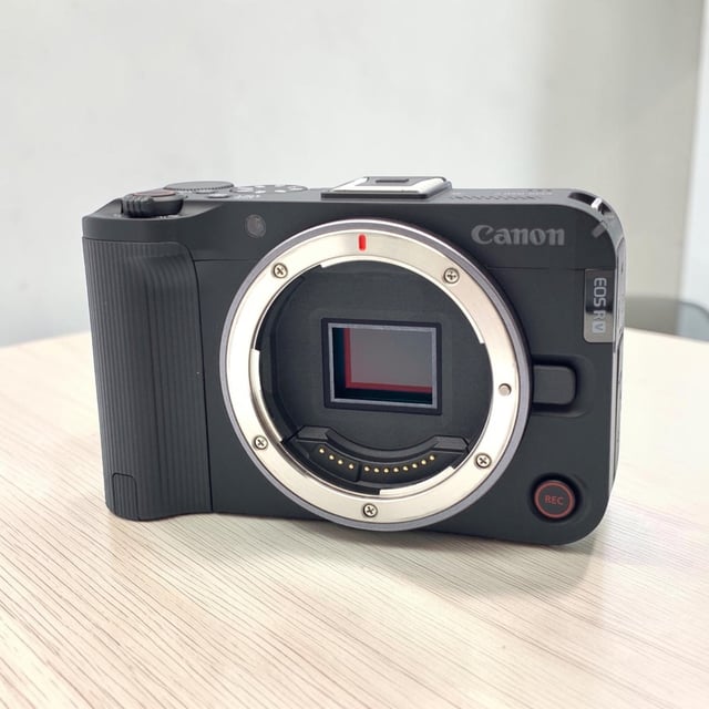 EOS R50 V ボディ "ブラック"
