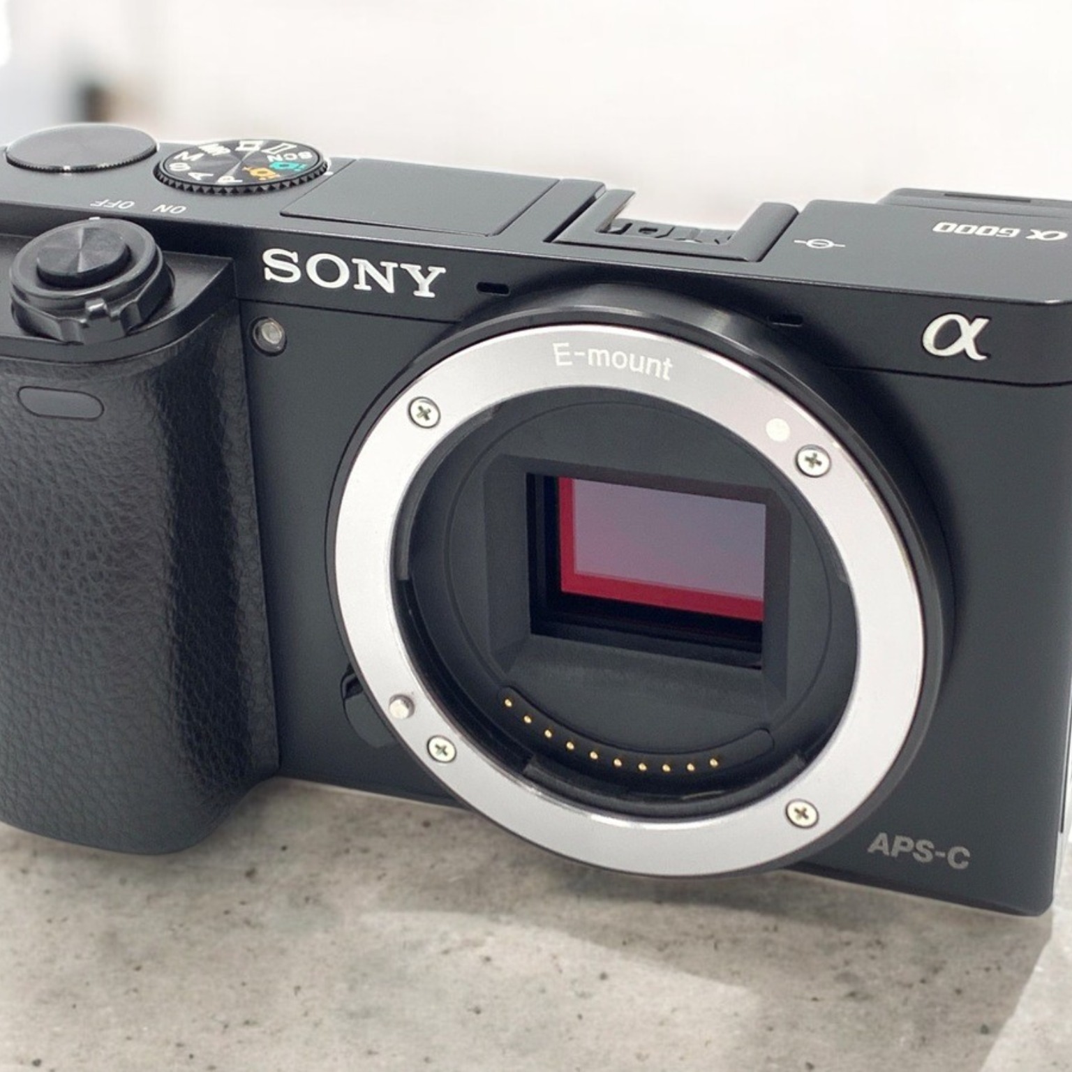 ソニー ミラーレス一眼 α6000 ボディ ブラック ILCE-6000 B(中古品) α6000 ILCE-6000 ボディ 