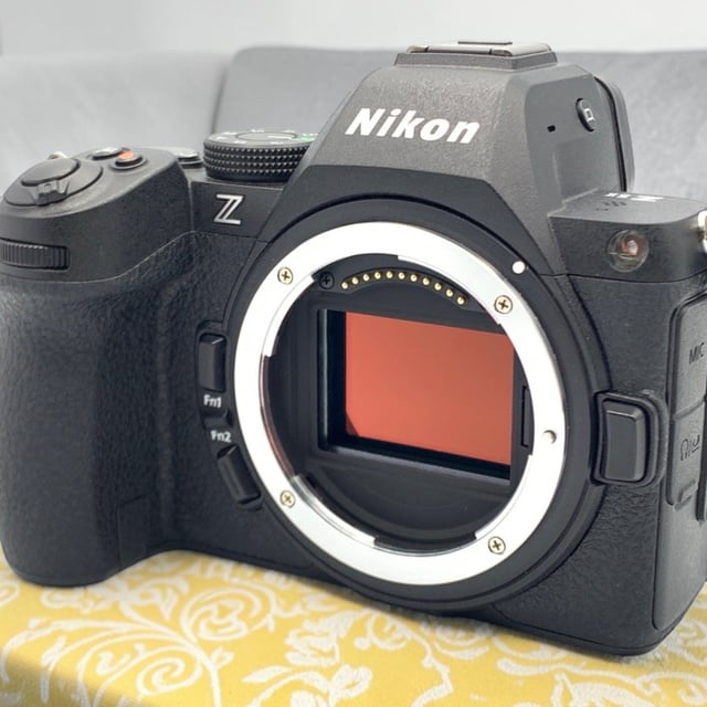 Z5II ボディ