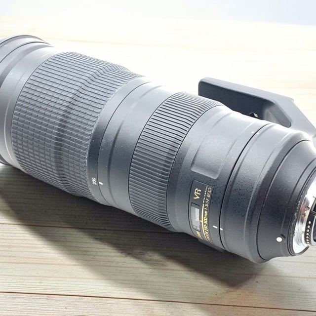 AF-S NIKKOR 200-500mm f/5.6E ED VR