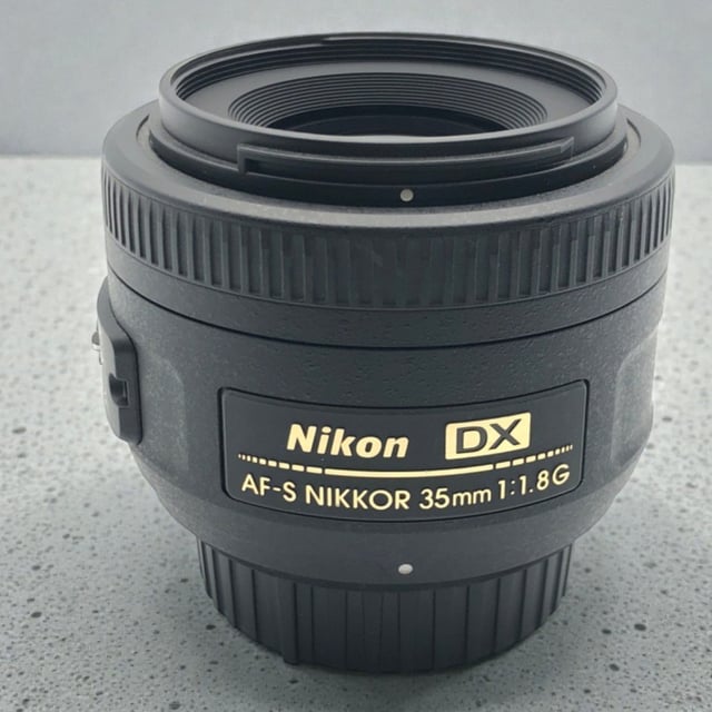 AF-S DX NIKKOR 35mm f/1.8G