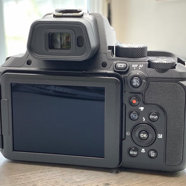 COOLPIX P950