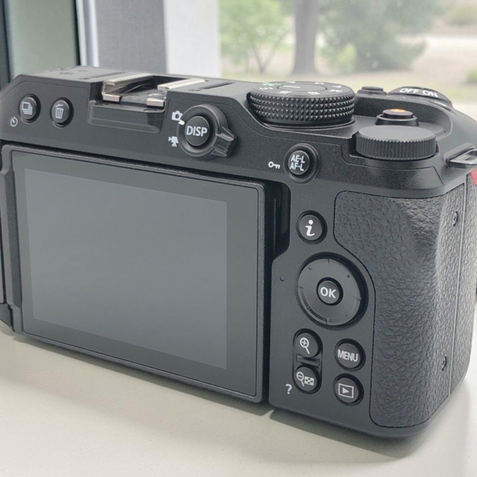 ニコン Z30 ボディの新品/中古の在庫一覧 | みんなのカメラ