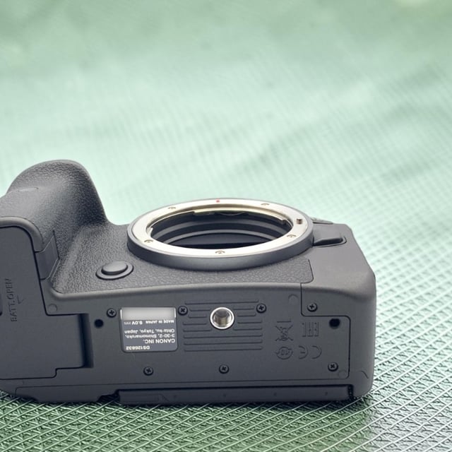 EOS R6 ボディ