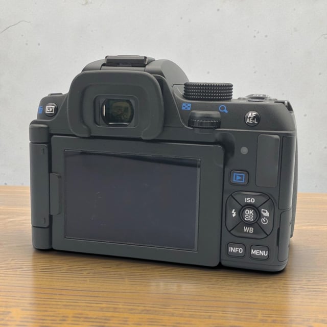 PENTAX K-70 ボディ "ブラック"