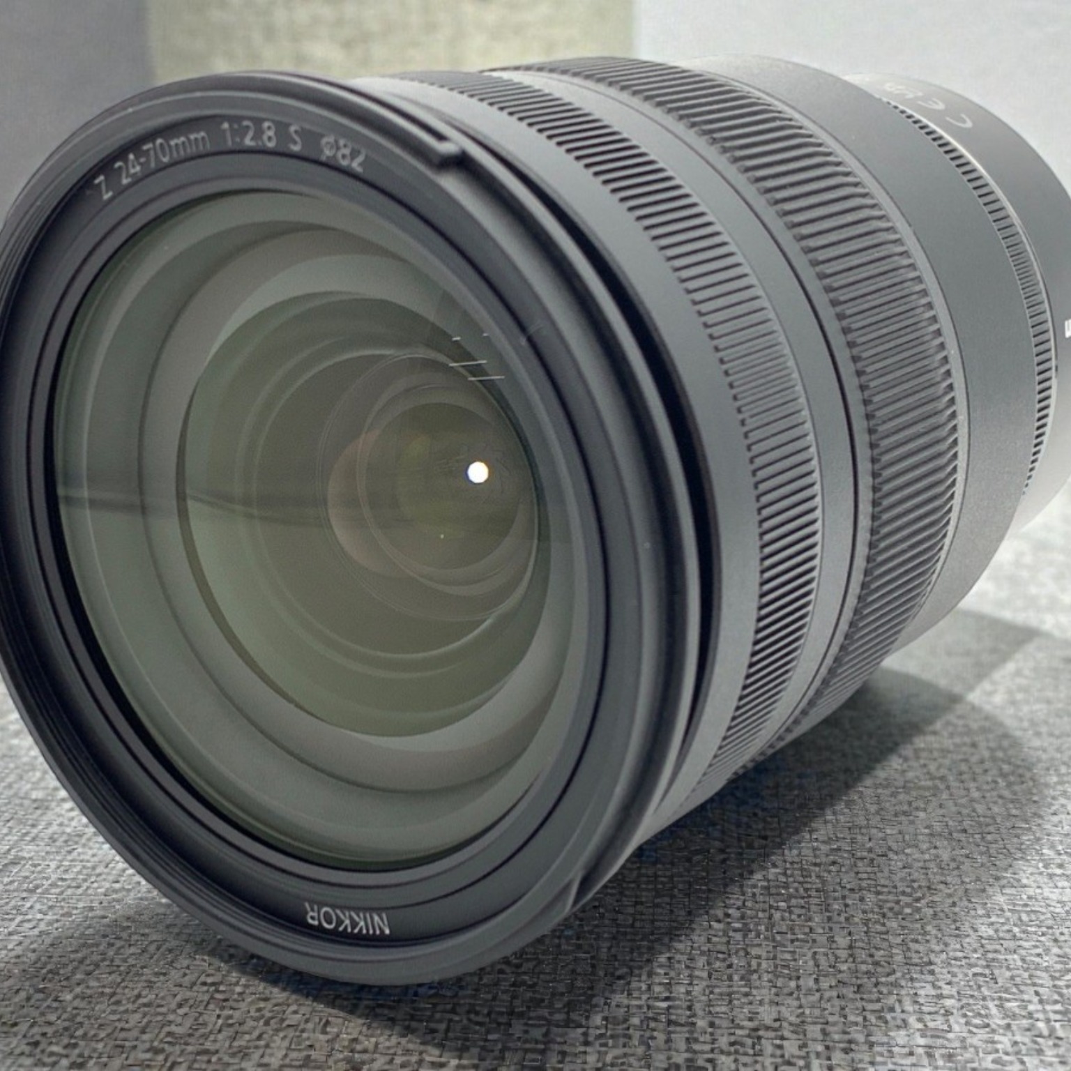 ニコン NIKKOR Z 24-70mm f/2.8 Sの中古 (美品)・¥177,060 by こはれ