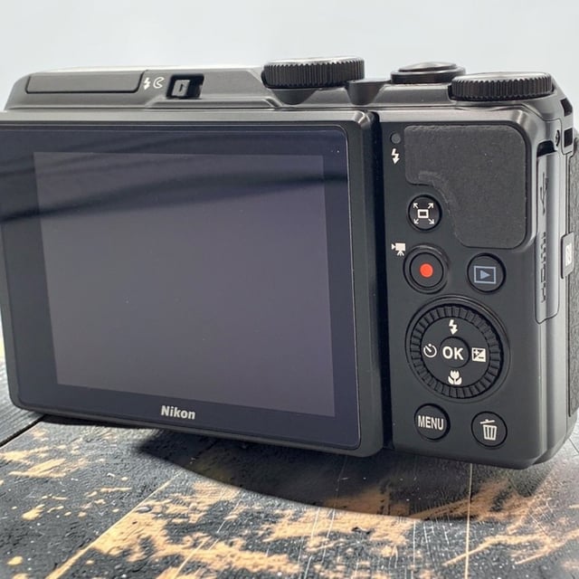 COOLPIX A900
