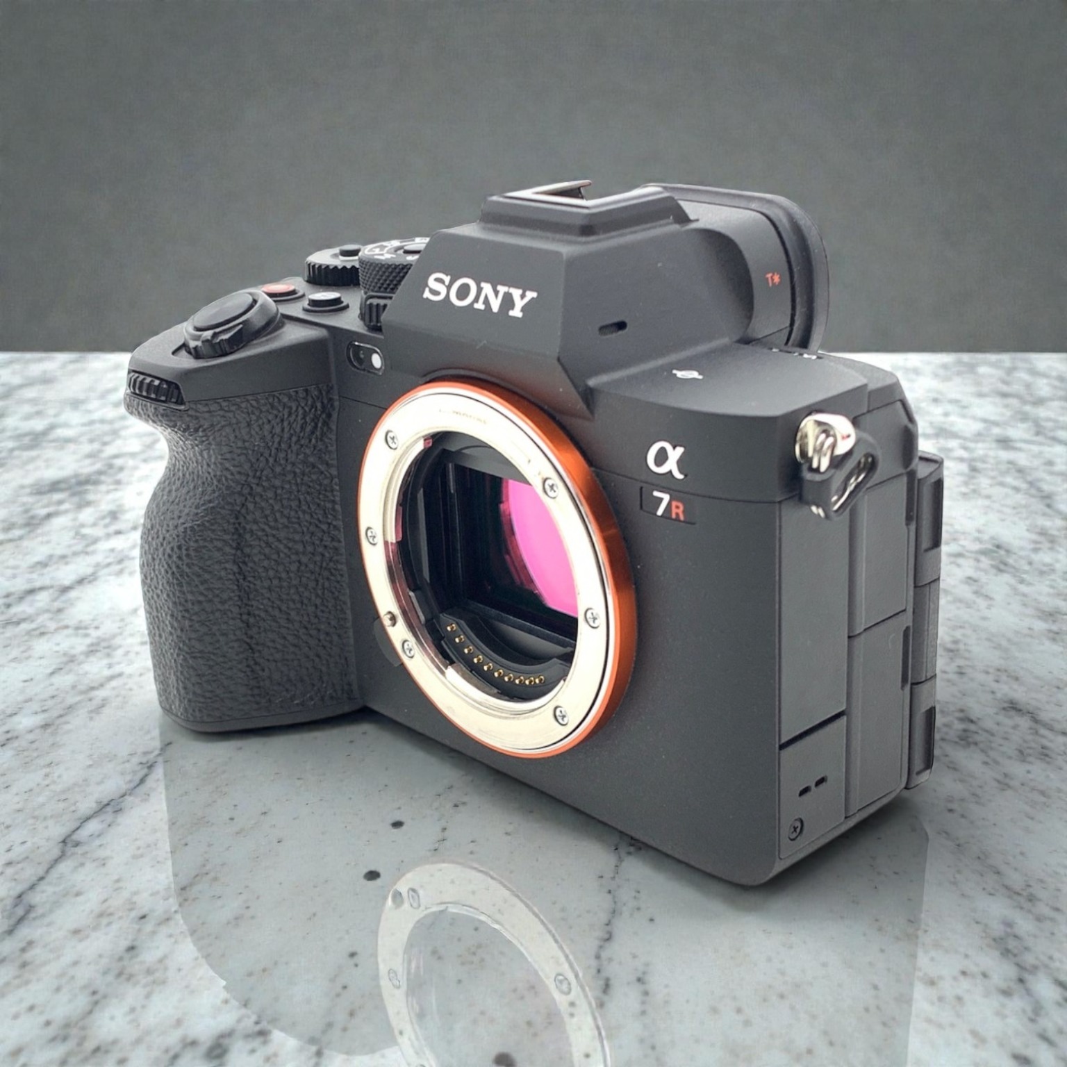 SONY α7R V ILCE-7RM5 ボディの新品/中古を買うならみんなのカメラ