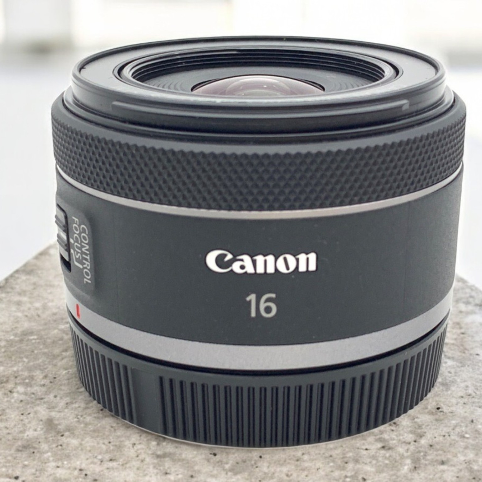 Canon RF 16mm F2.8 STMの新品/中古の在庫一覧 | みんなのカメラ