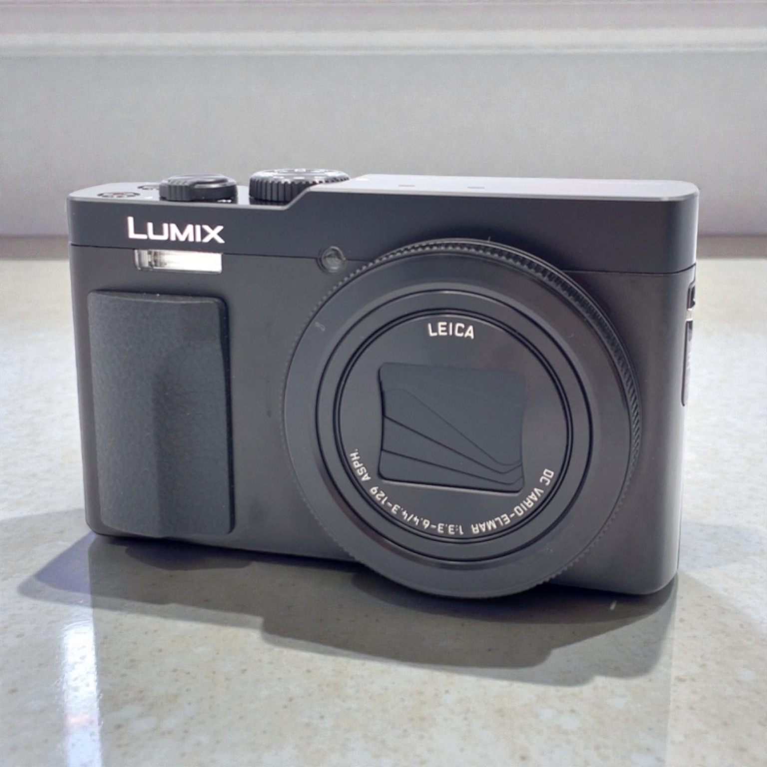 Panasonic LUMIX DC-TZ99　中古美品 中古：A(美品)】パナソニック LUMIX DC-TZ99-W ホワイト | 2445630013385