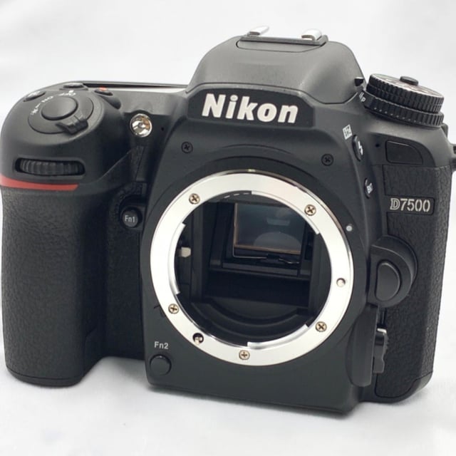 D7500 ボディ