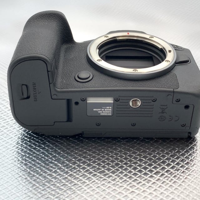 EOS R6 Mark II ボディ