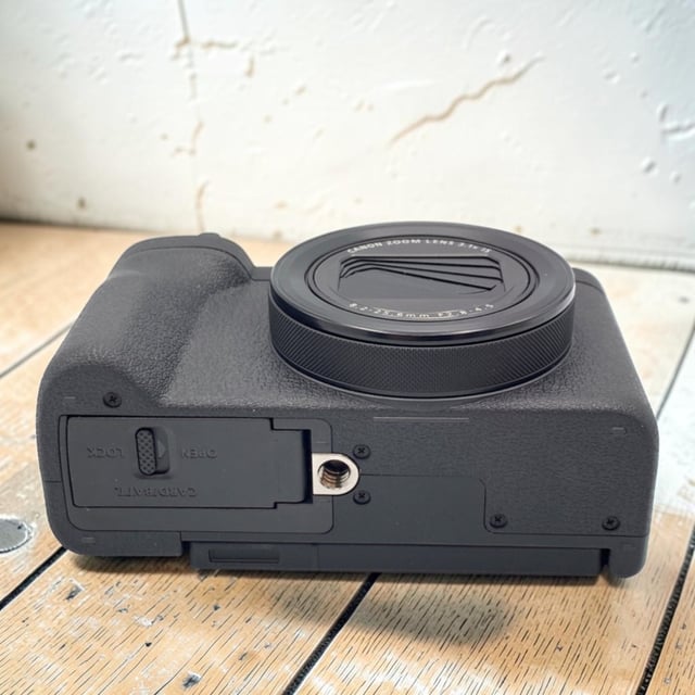 PowerShot V1