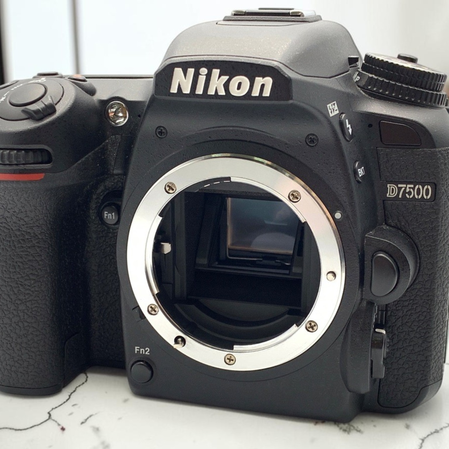 ニコン D7500 ボディの中古 (美品)・¥77,460 by tenro | みんなのカメラ