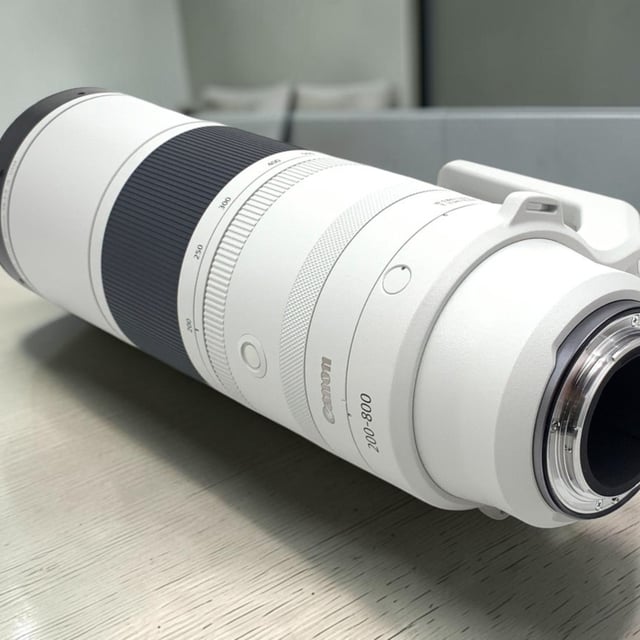 RF 200-800mm F6.3-9 IS USM