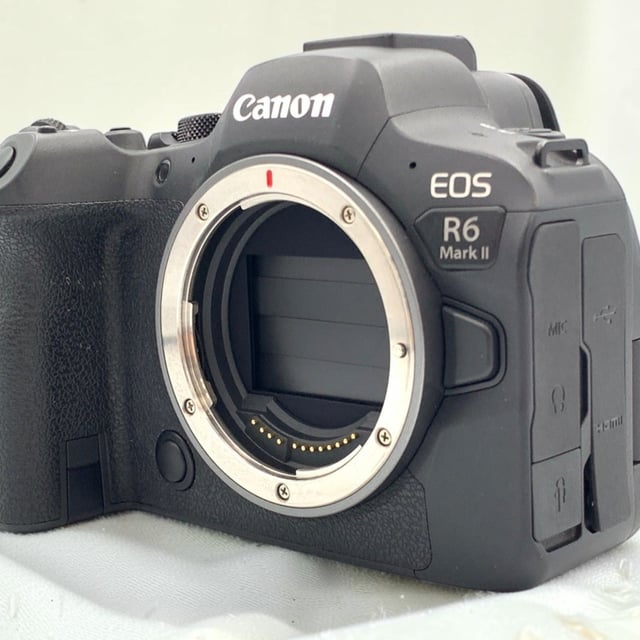 EOS R6 Mark II ボディ