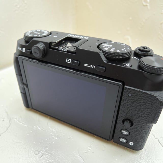 X-M5 ボディ "ブラック"