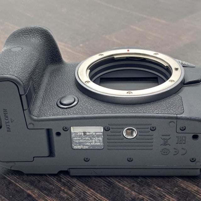 EOS R6 ボディ