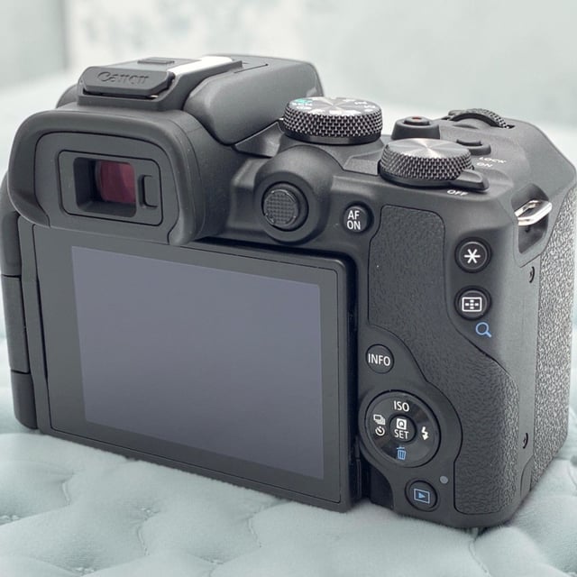EOS R10 ボディ