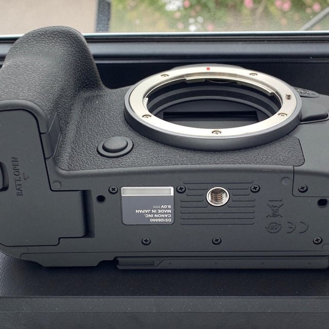 EOS R6 Mark II ボディ