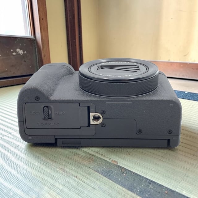 PowerShot V1