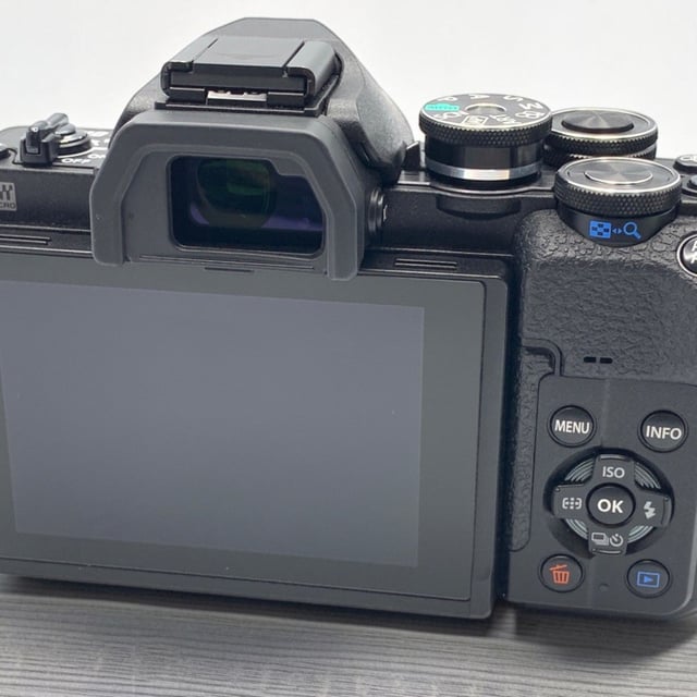 OM-D E-M10 Mark IV ボディ "ブラック"