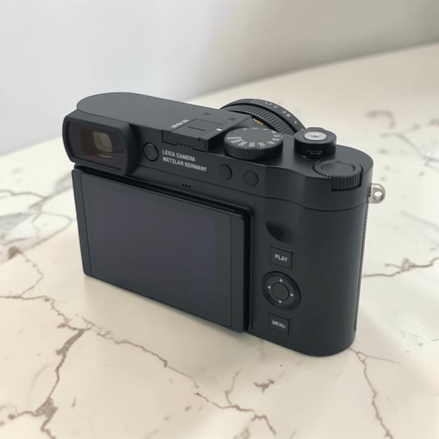 LEICA Q3