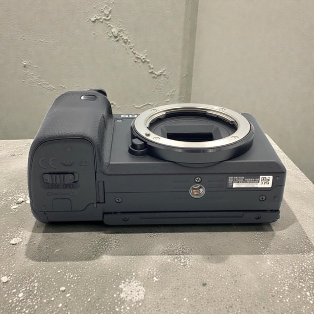 α6400 ILCE-6400 ボディ "ブラック"