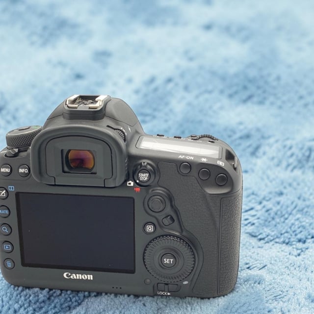 EOS 5D Mark IV ボディ
