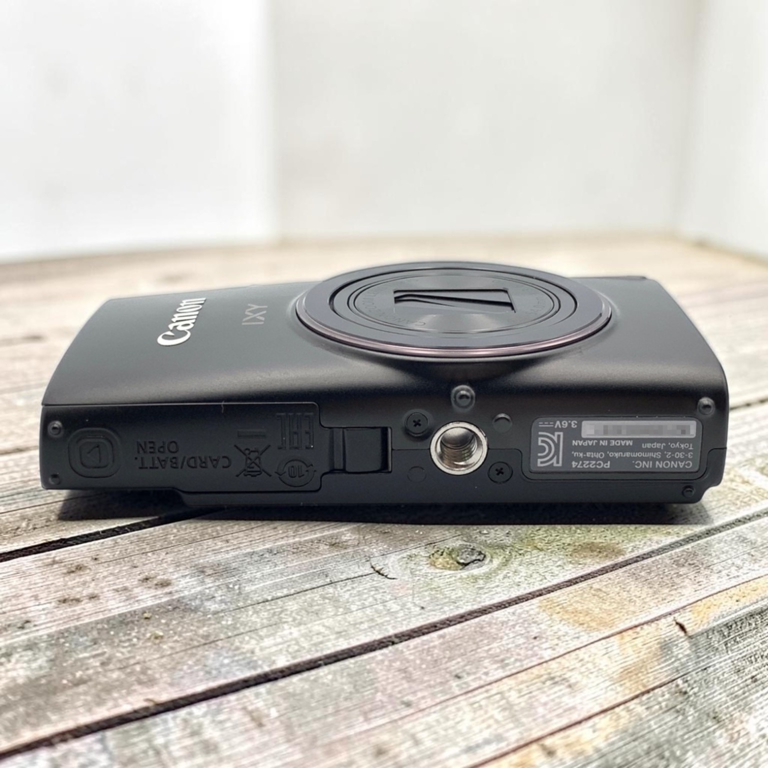 Canon IXY 650 