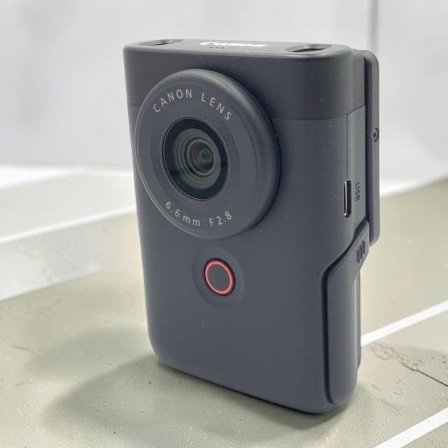 PowerShot V10