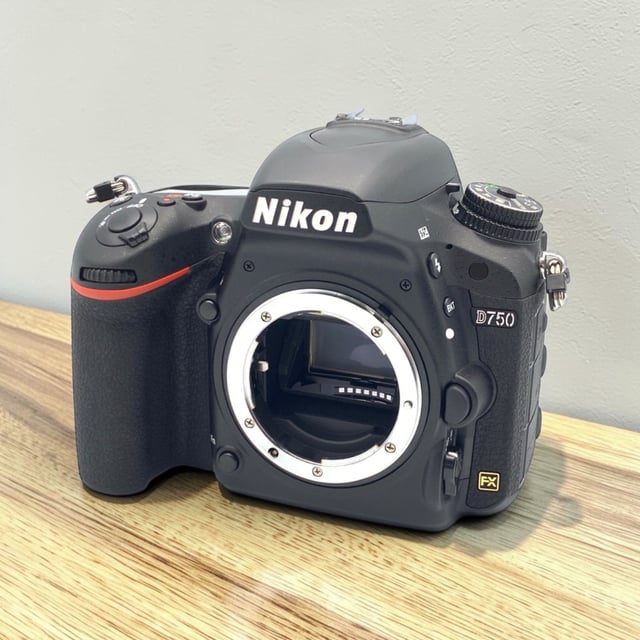D750 ボディ