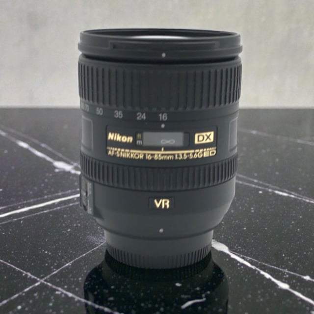 AF-S DX NIKKOR 16-80mm f/2.8-4E ED VR