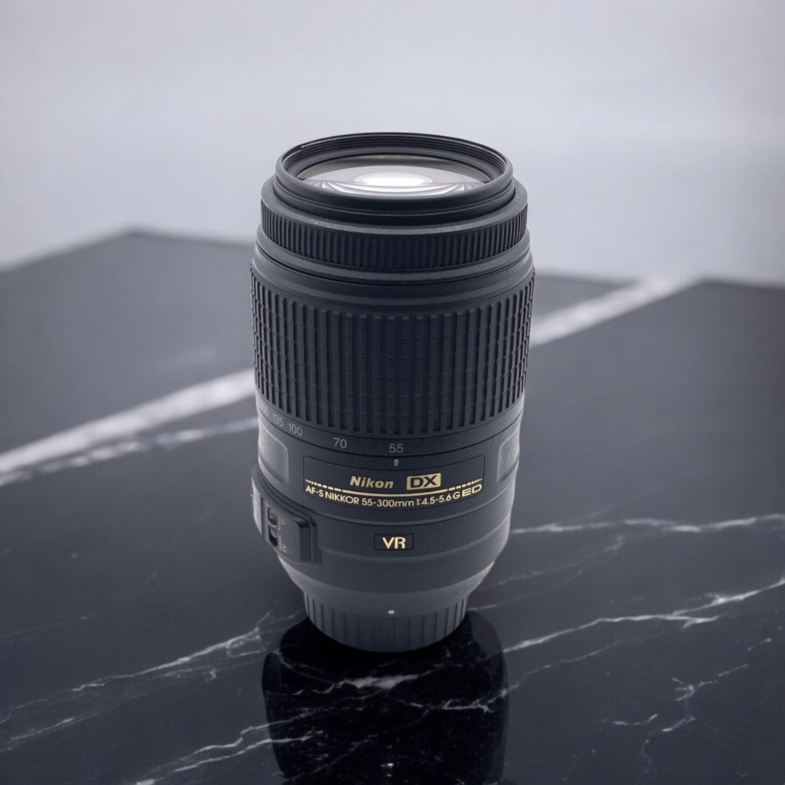 AF-S DX NIKKOR 55-300mm f/4.5-5.6G ED VRの中古レンズを買うなら