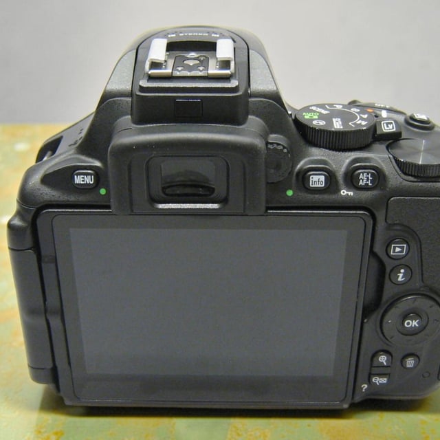 D5600 ボディ