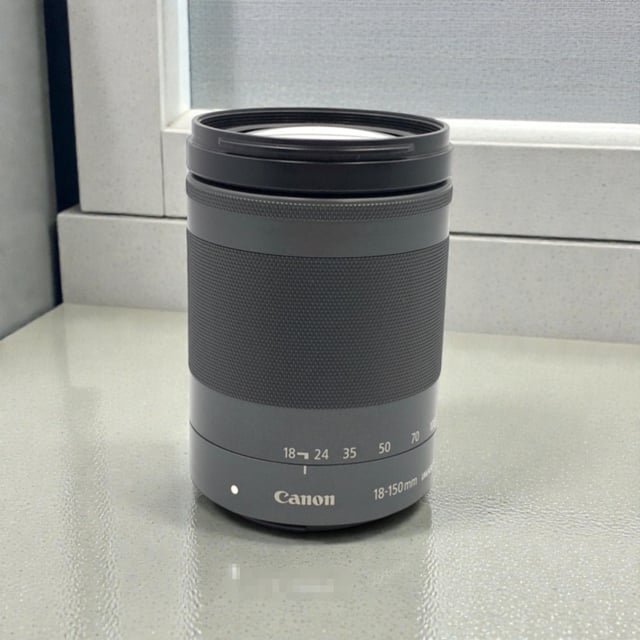 EF-M18-150mm F3.5-6.3 IS STM