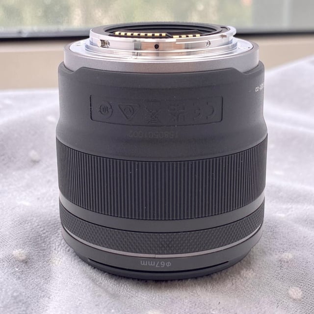 RF45mm F1.2 STM