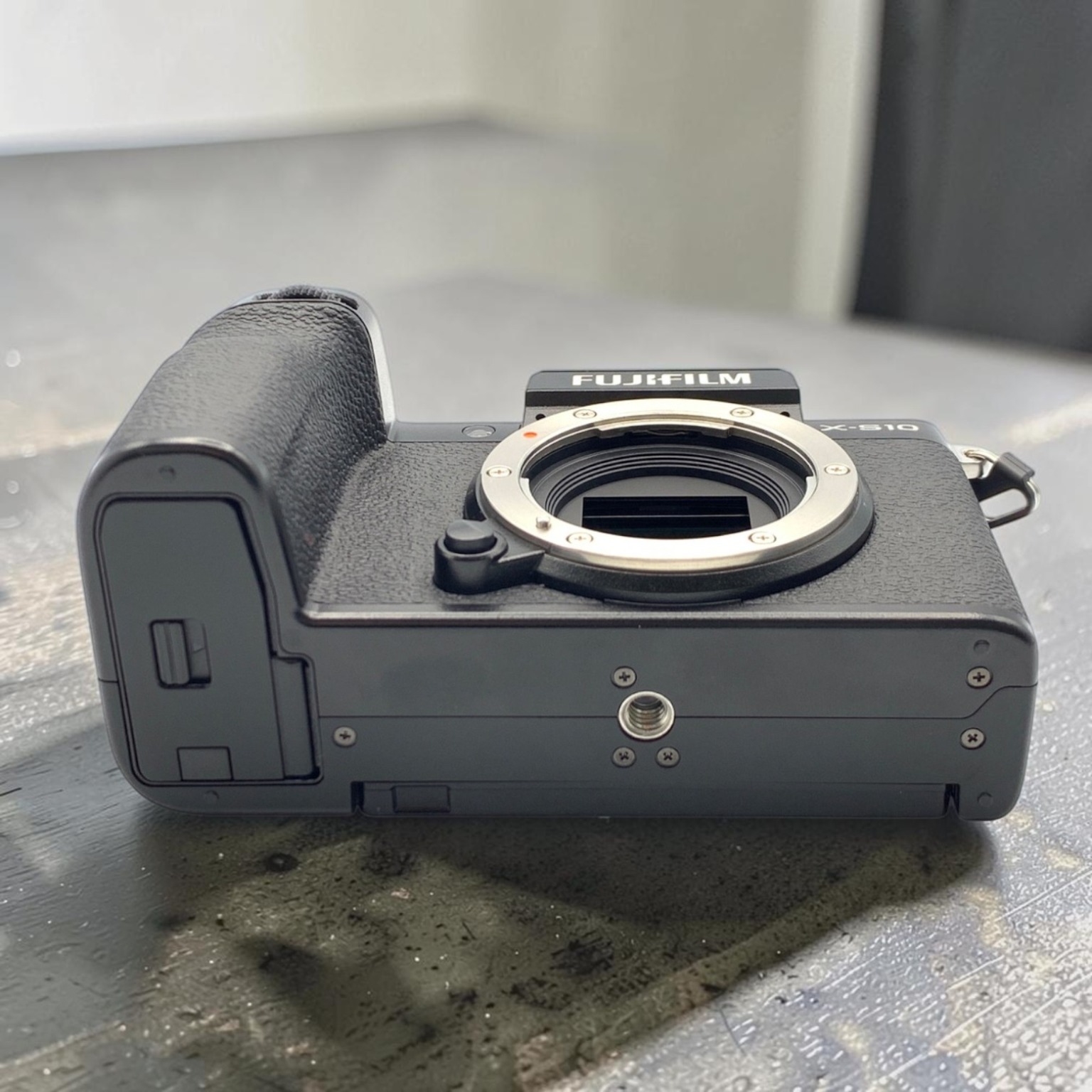 富士フイルム X-S10 ボディの中古 (良品)・¥104,870 by forni