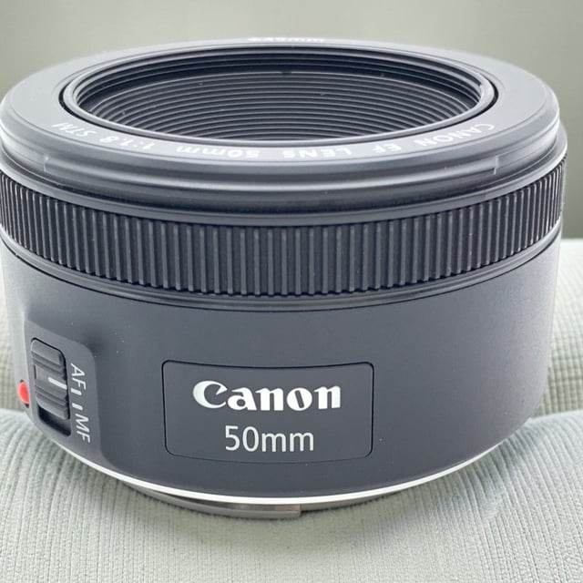 EF 50mm F1.8 STM