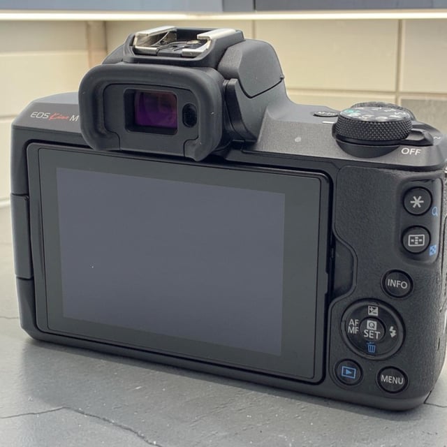 EOS Kiss M ボディ "ブラック"